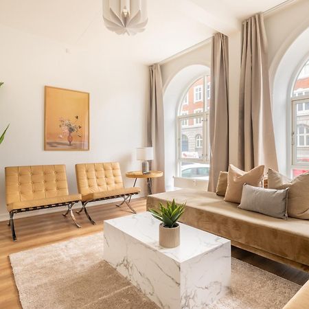 Sanders Noble - Fantastic 4-Bdr Apt In The Capital København Ngoại thất bức ảnh