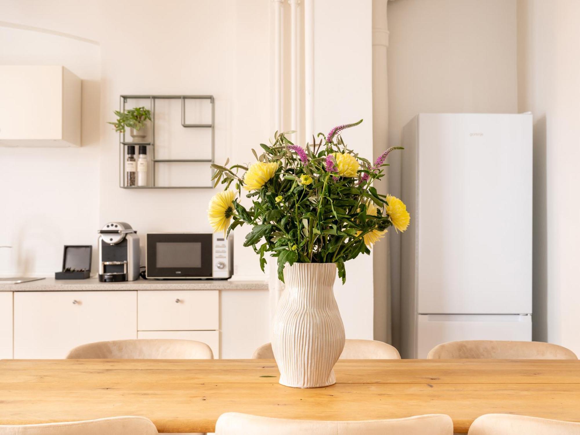 Sanders Noble - Fantastic 4-Bdr Apt In The Capital København Ngoại thất bức ảnh
