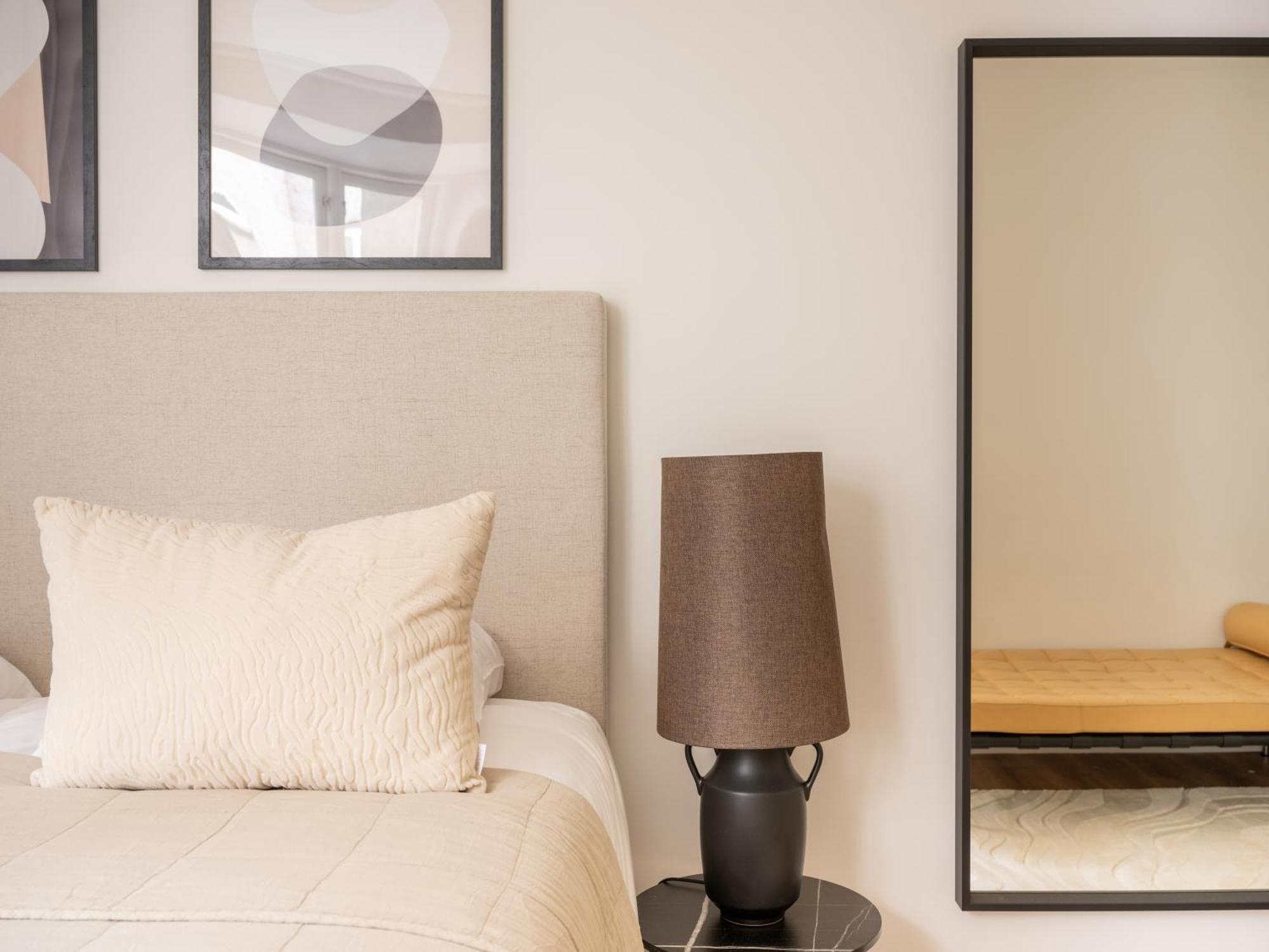 Sanders Noble - Fantastic 4-Bdr Apt In The Capital København Ngoại thất bức ảnh